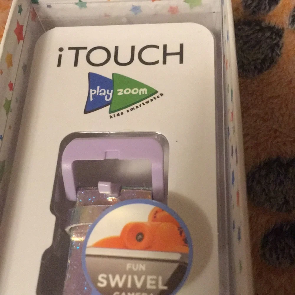 ITOUCH WATCH By PlayZoom Customize Clock, Record Videos & Pic Voice & Play Games